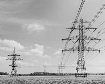 Słup energetyczny znajdujący się na prywatnej działce